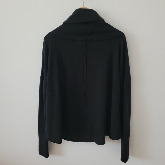 "We the Free" by Free People Cropped Wide-Turtleneck Black Fleecy Sweater-XS - Picture 5 of 7